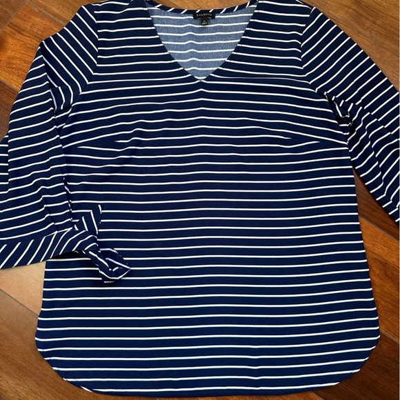 Talbots Medium Women’s Quarter Tie Sleeve Stripped Top - Picture 1 of 5
